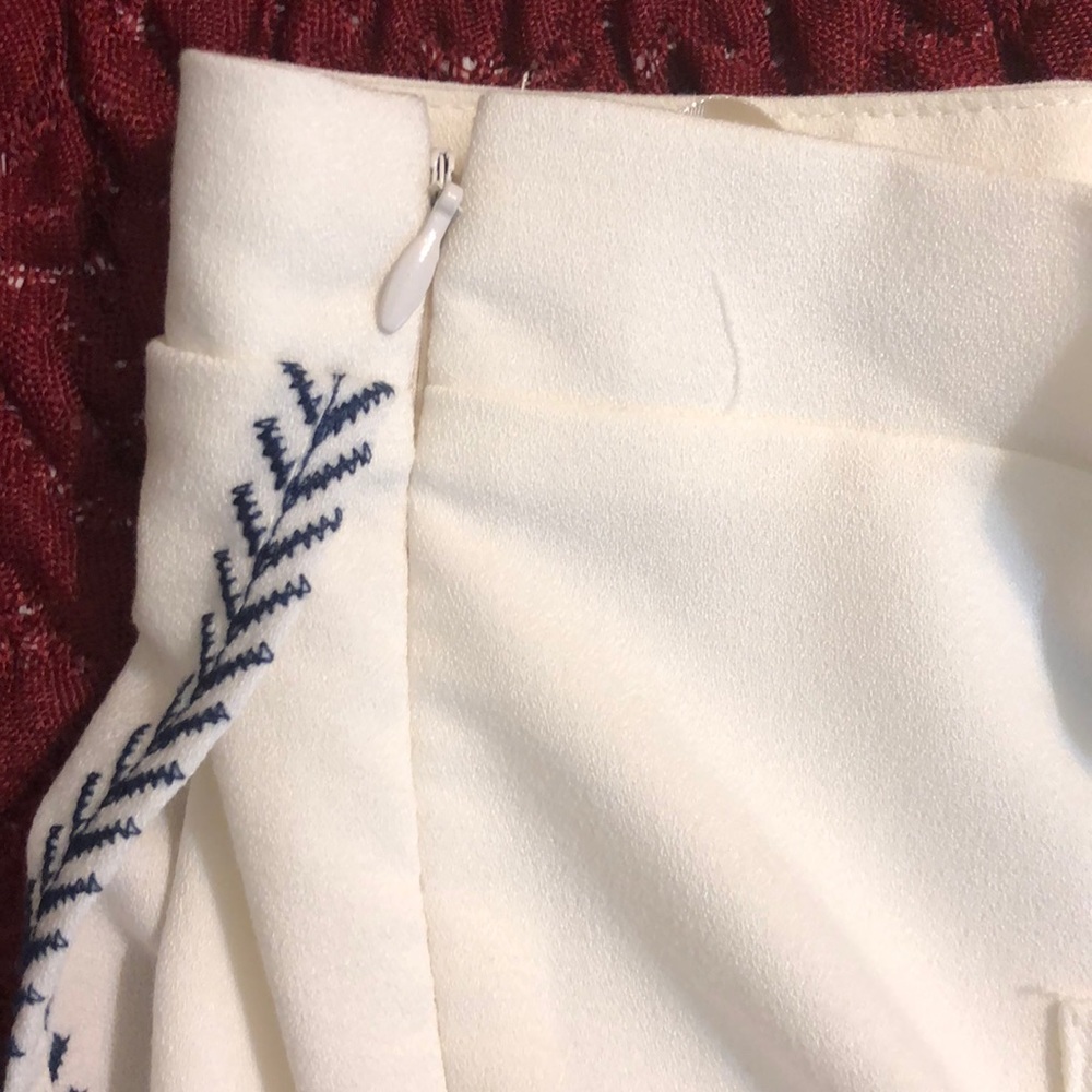 Aztec Embroidered Skort - Picture 5 of 8